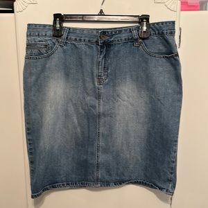 Main Street Exchange denim skirt, size 16